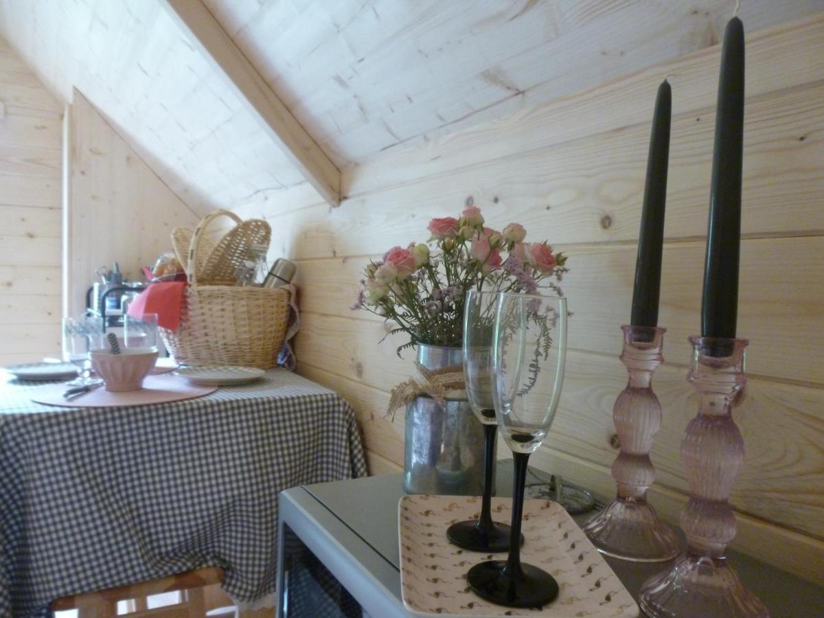 Les Cabanes De Kerellou Plouigneau 外观 照片